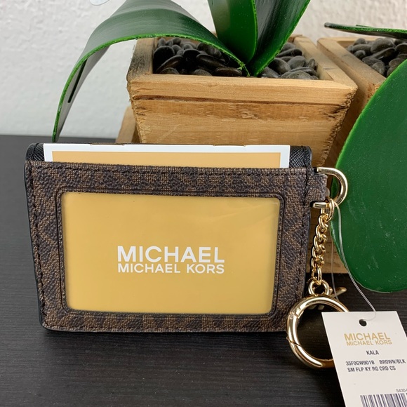 Michael Kors Kala SM Flap Key Card Case - Picture 3 of 6